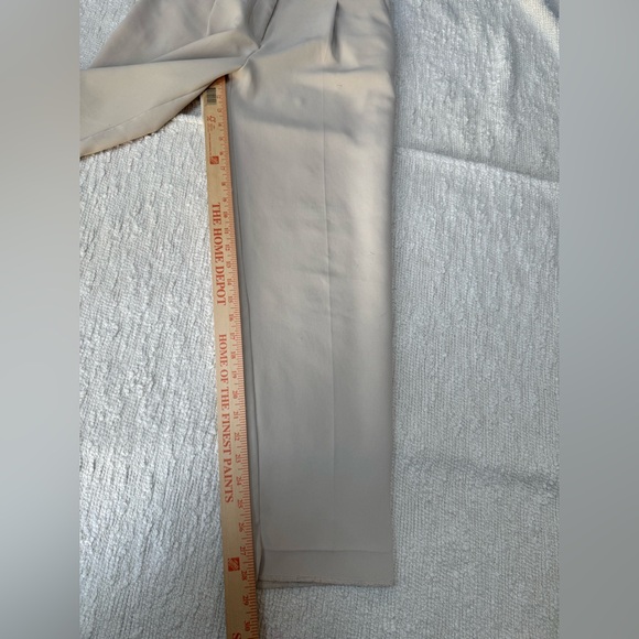 LOFT Pleated Trousers Dress Pants Cream Size 2 - Picture 2 of 10
